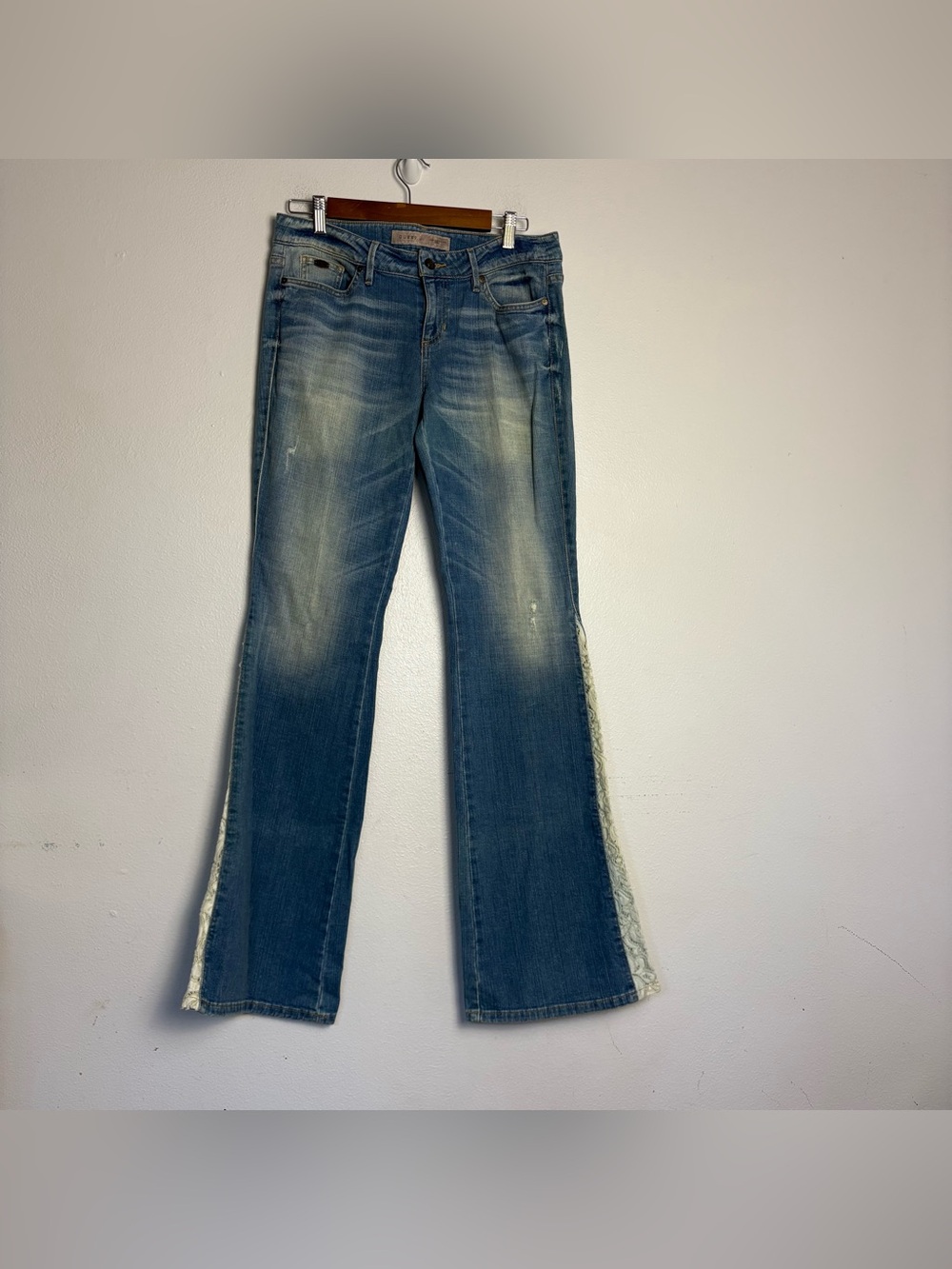 Guess Vintage Low Rise Y2K Lace Side Panel Flare Denim Jeans Women’s Size 30